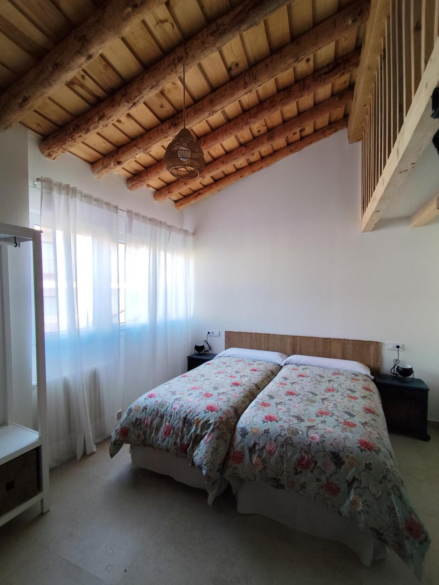 Casa De Agustin Villa Valverde Del Majano Bagian luar foto